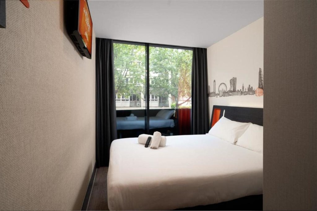 easyHotel London City Shoreditch 3