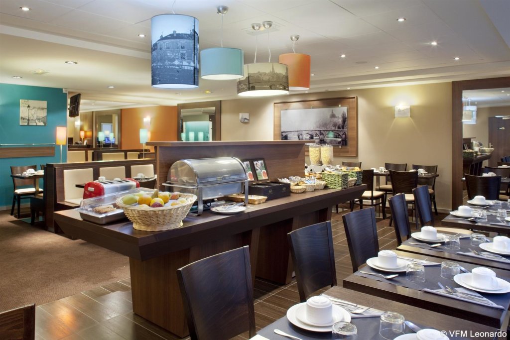Holiday Inn Paris - Montmartre, an IHG Hotel 17