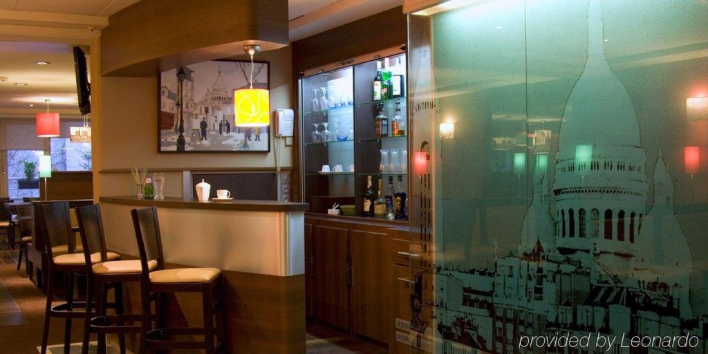Holiday Inn Paris - Montmartre, an IHG Hotel 2