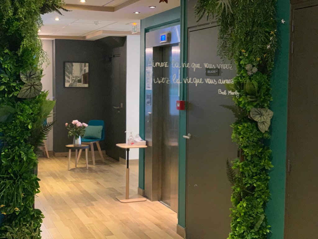 Holiday Inn Paris - Montmartre, an IHG Hotel 24
