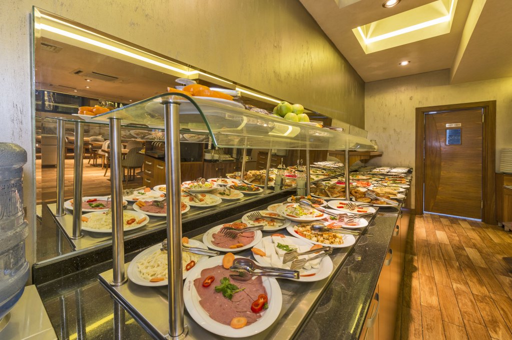 The Meretto Hotel İstanbul Old City 11