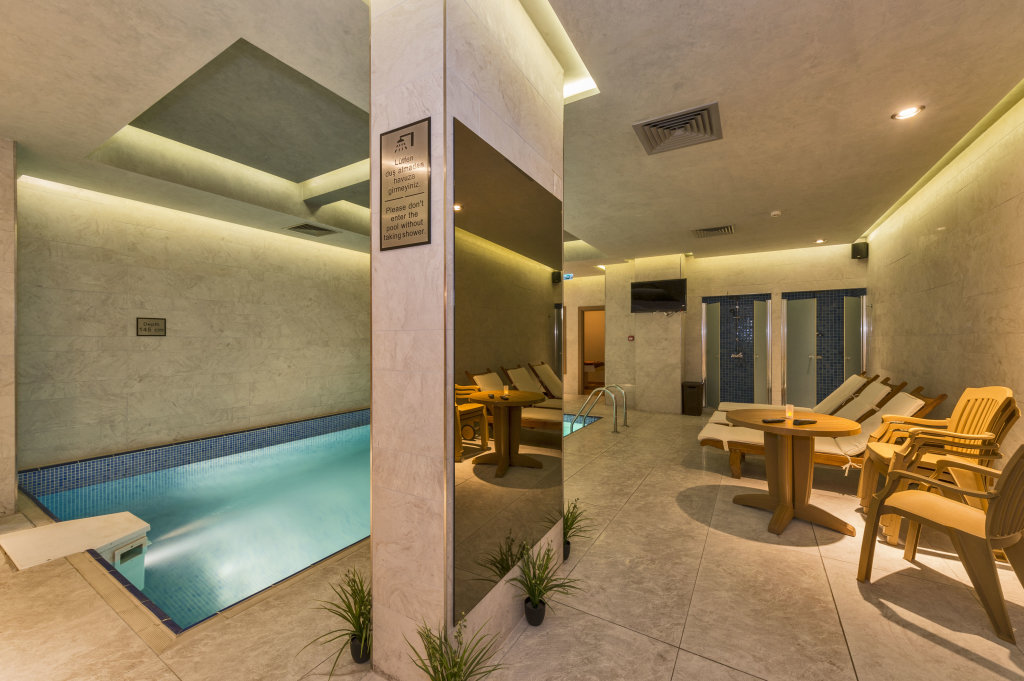 The Meretto Hotel İstanbul Old City 13