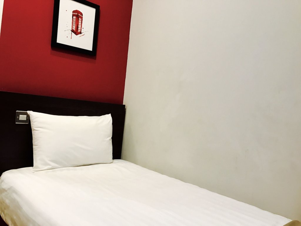Royal Cambridge Hotel 13