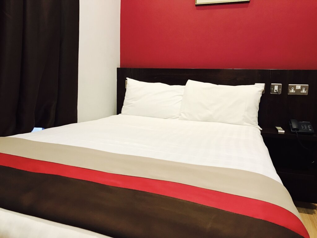 Royal Cambridge Hotel 15