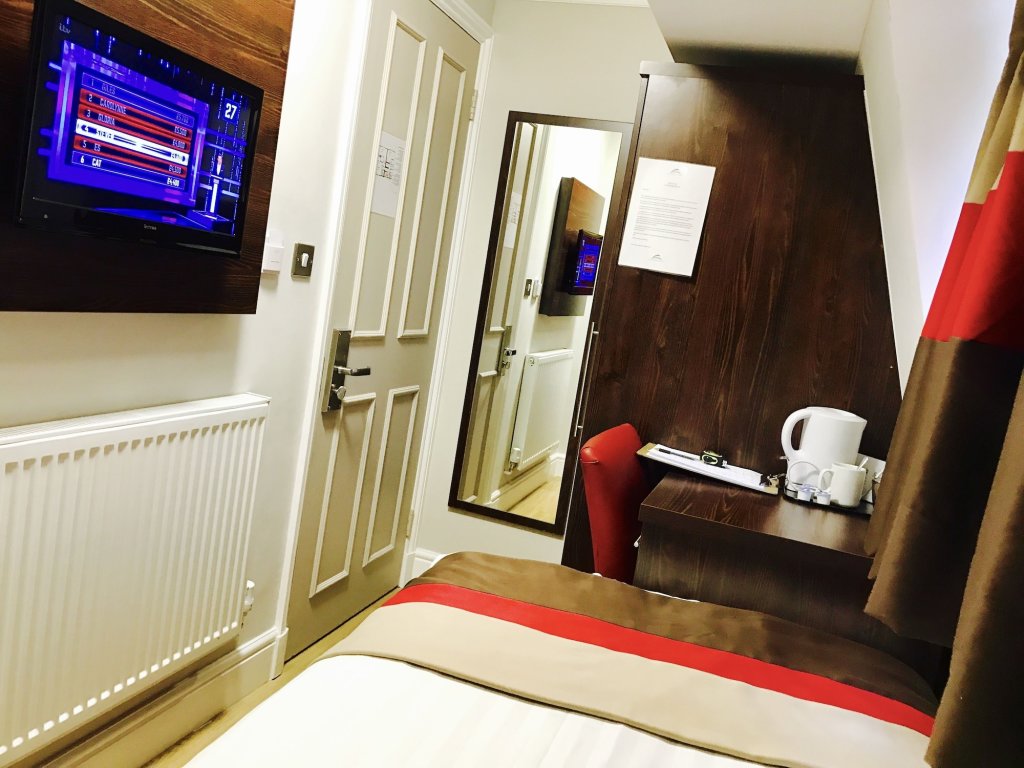 Royal Cambridge Hotel 21