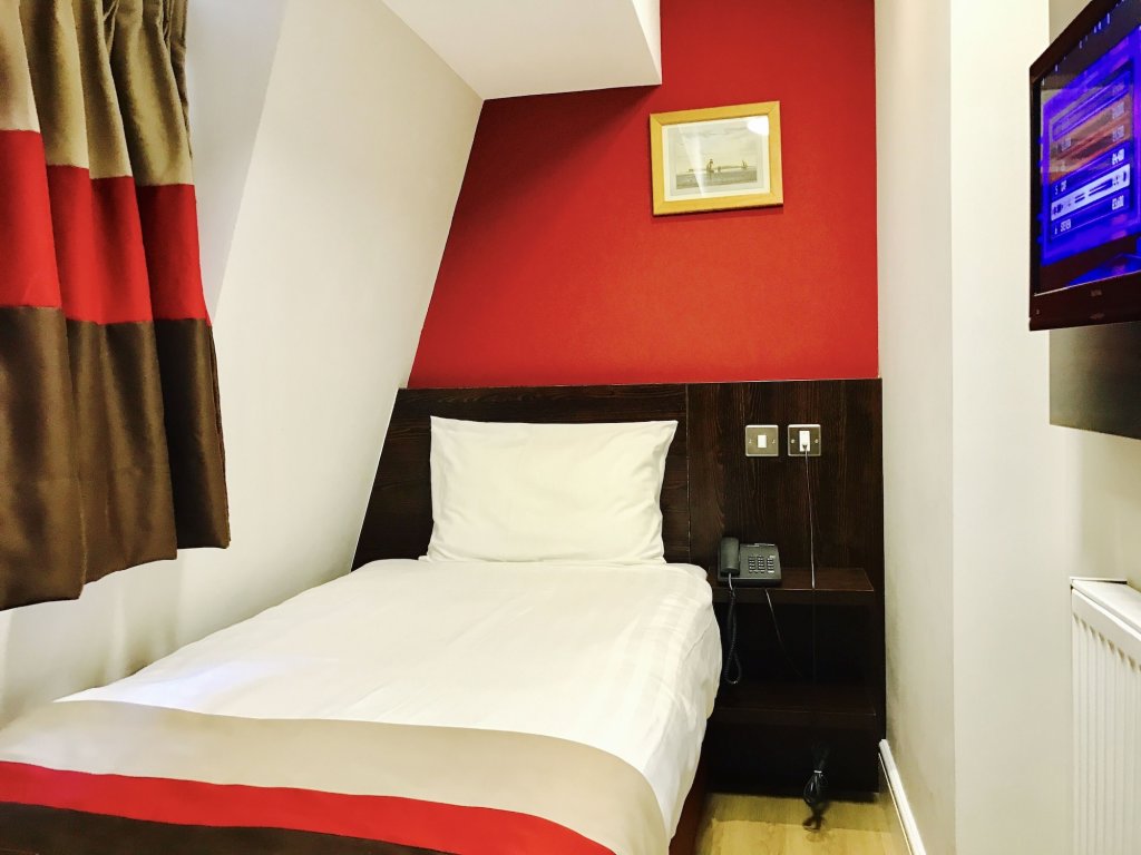Royal Cambridge Hotel 22