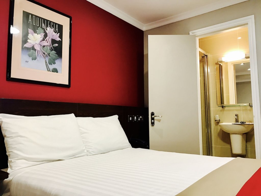 Royal Cambridge Hotel 24