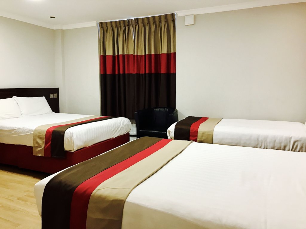 Royal Cambridge Hotel 8