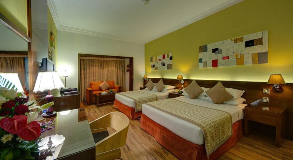 Ascot Hotel 16