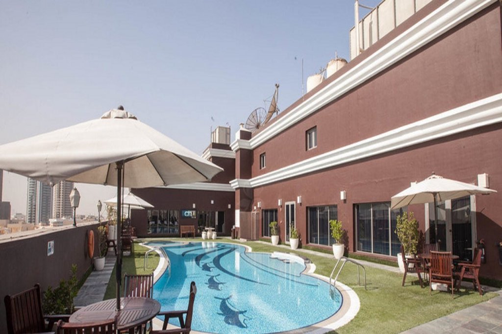 Ascot Hotel 3
