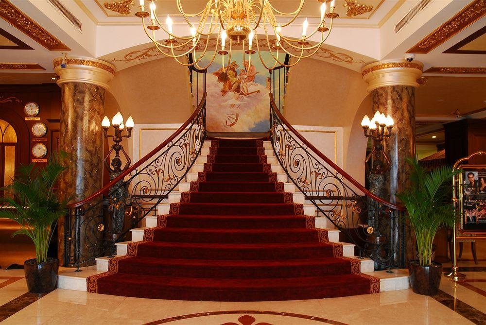 Ascot Hotel 8