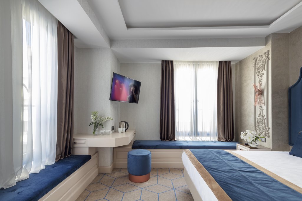 Danis Hotel 11