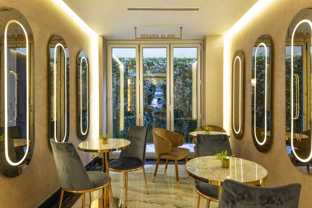 Danis Hotel 17