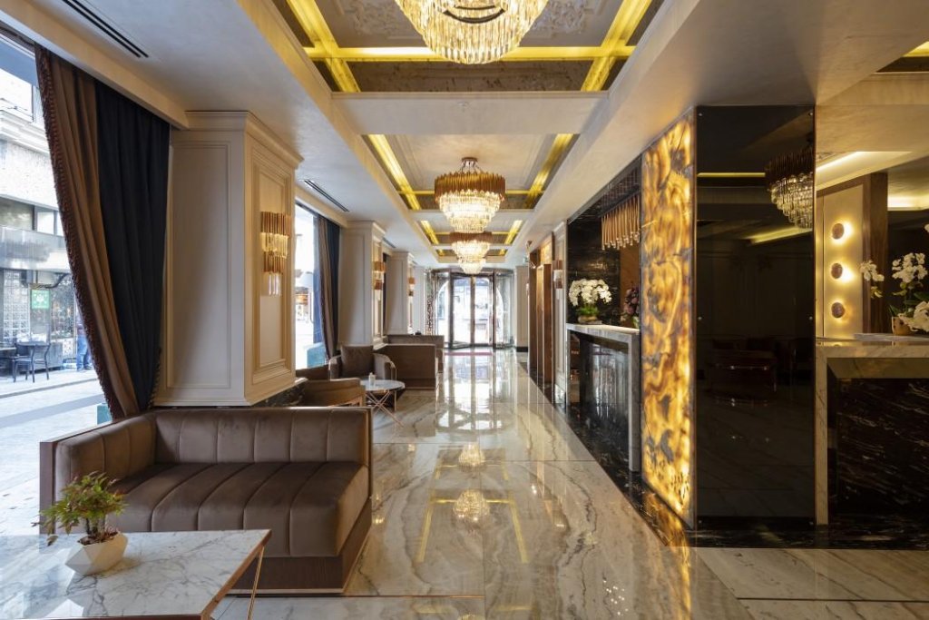 Danis Hotel 3