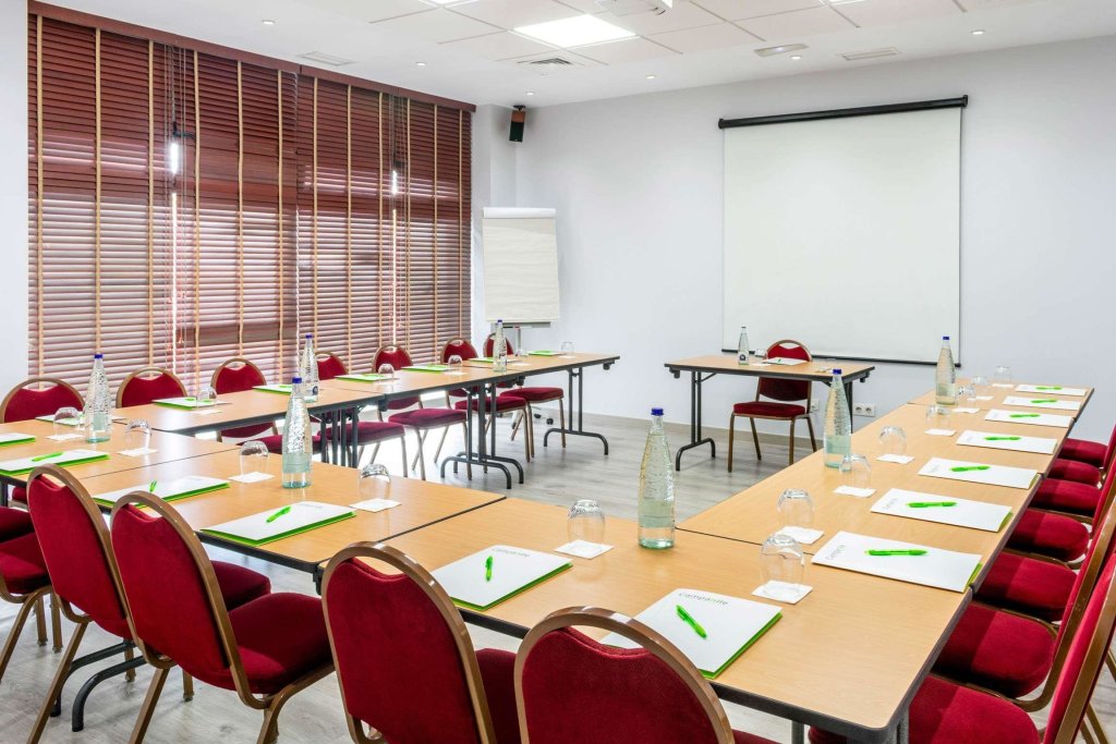 Hotel Campanile Madrid - Alcalá de Henares 20