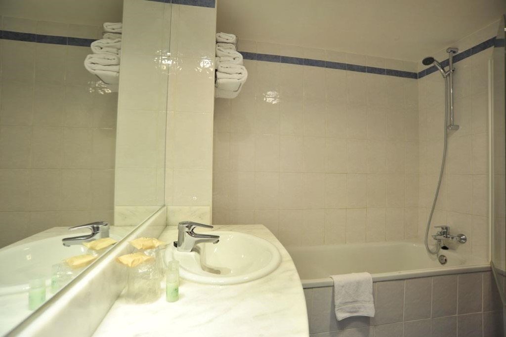 Hotel Campanile Madrid - Alcalá de Henares 7