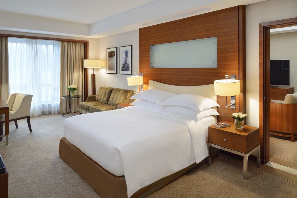 Movenpick Hotel & Apartments Bur Dubai 6