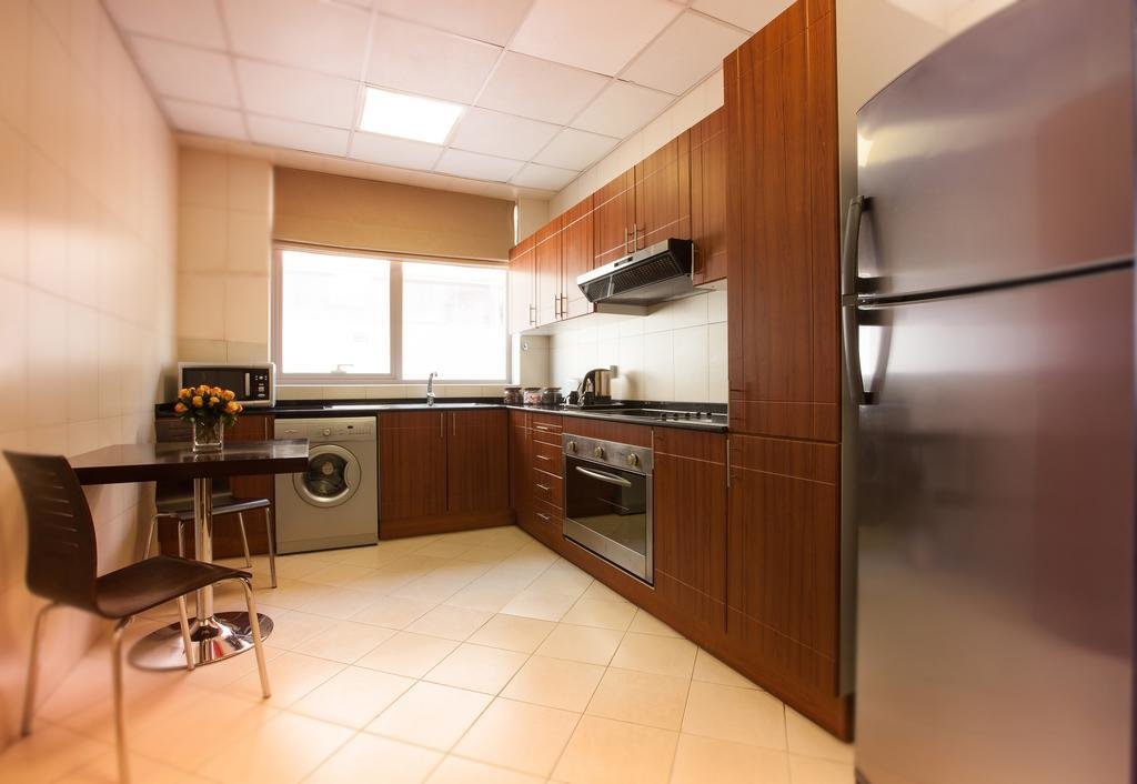 Movenpick Hotel & Apartments Bur Dubai 8