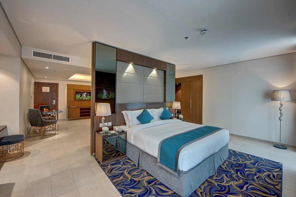 Omega Hotel 18