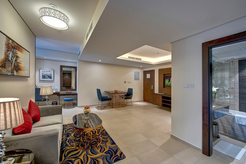 Omega Hotel 19