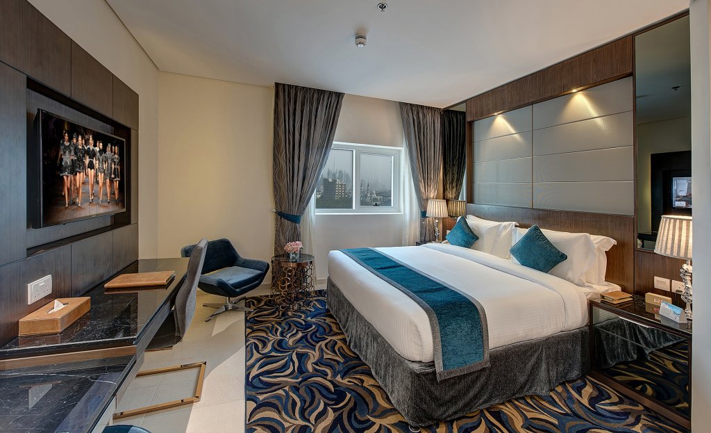 Omega Hotel 2