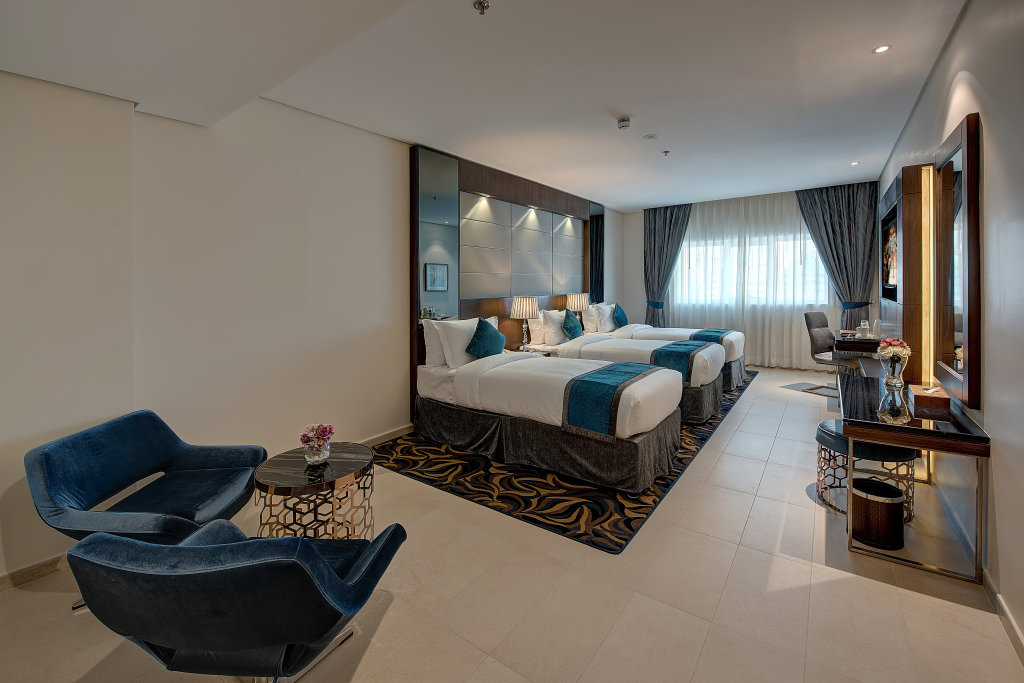 Omega Hotel 23