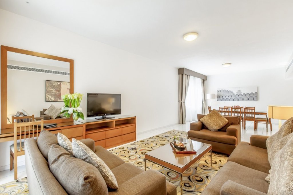 Golden Sands 10 2