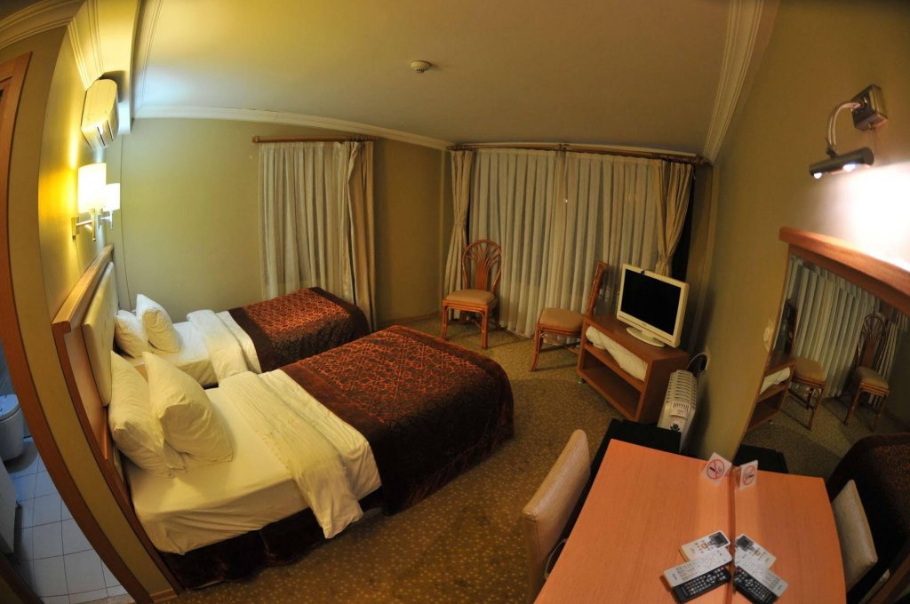 Taya Hatun Hotel 14