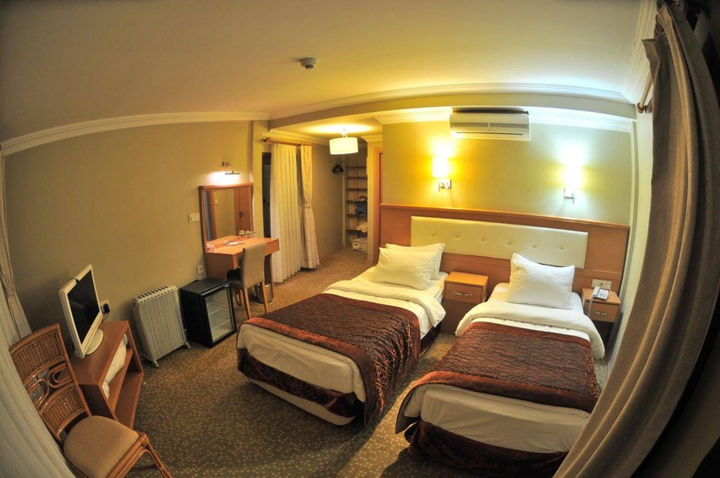 Taya Hatun Hotel 5