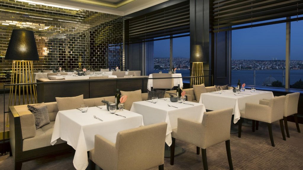 The Ritz-Carlton, Istanbul 10