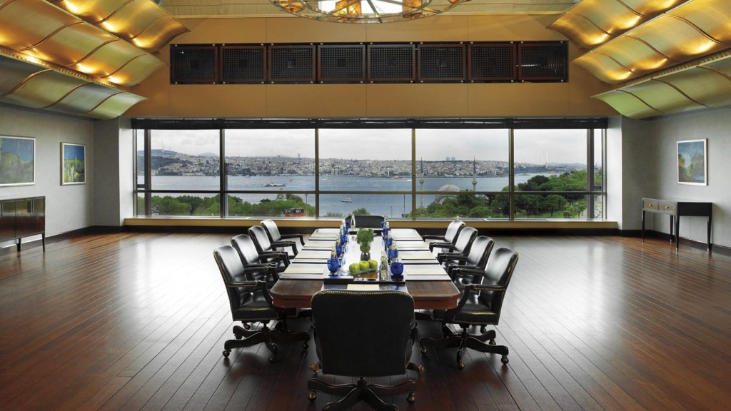 The Ritz-Carlton, Istanbul 11