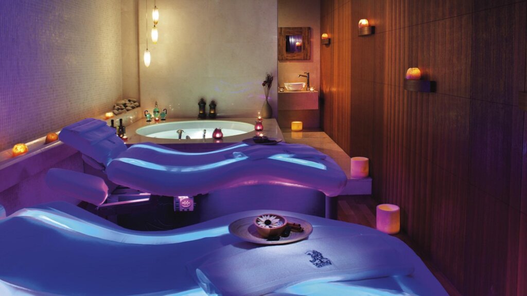 The Ritz-Carlton, Istanbul 12