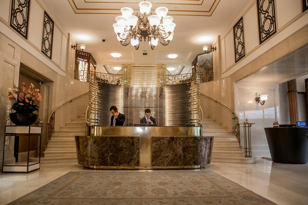 The Ritz-Carlton, Istanbul 20