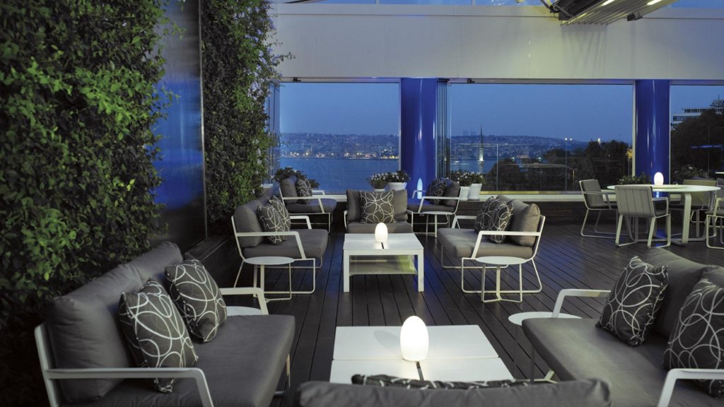 The Ritz-Carlton, Istanbul 9
