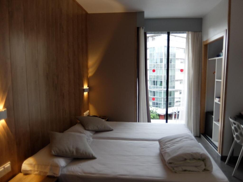 Hotel Medicis 11