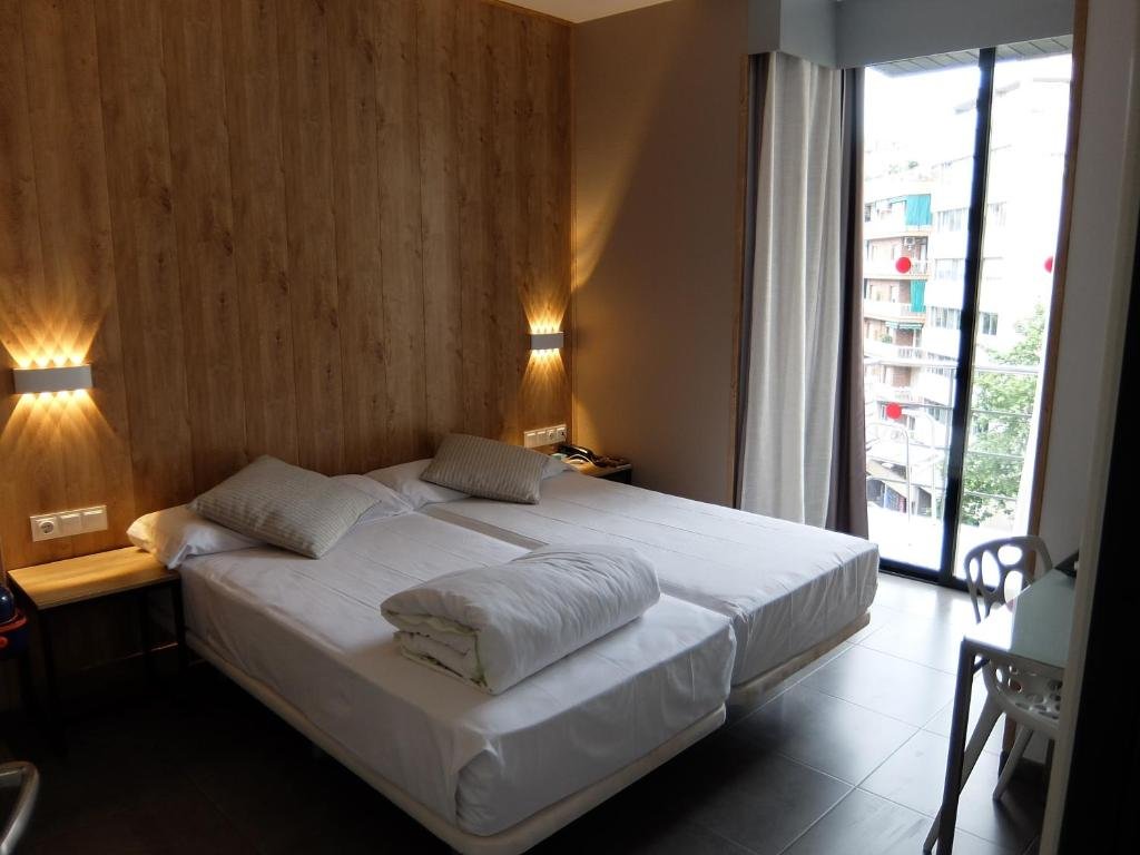 Hotel Medicis 3