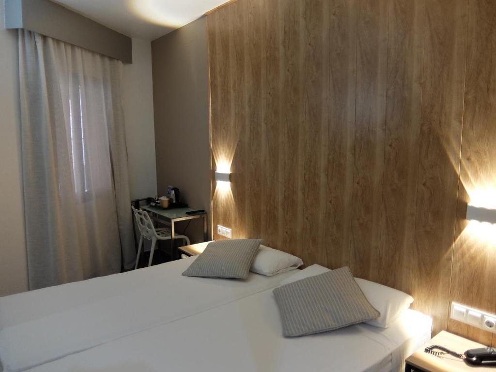 Hotel Medicis 5