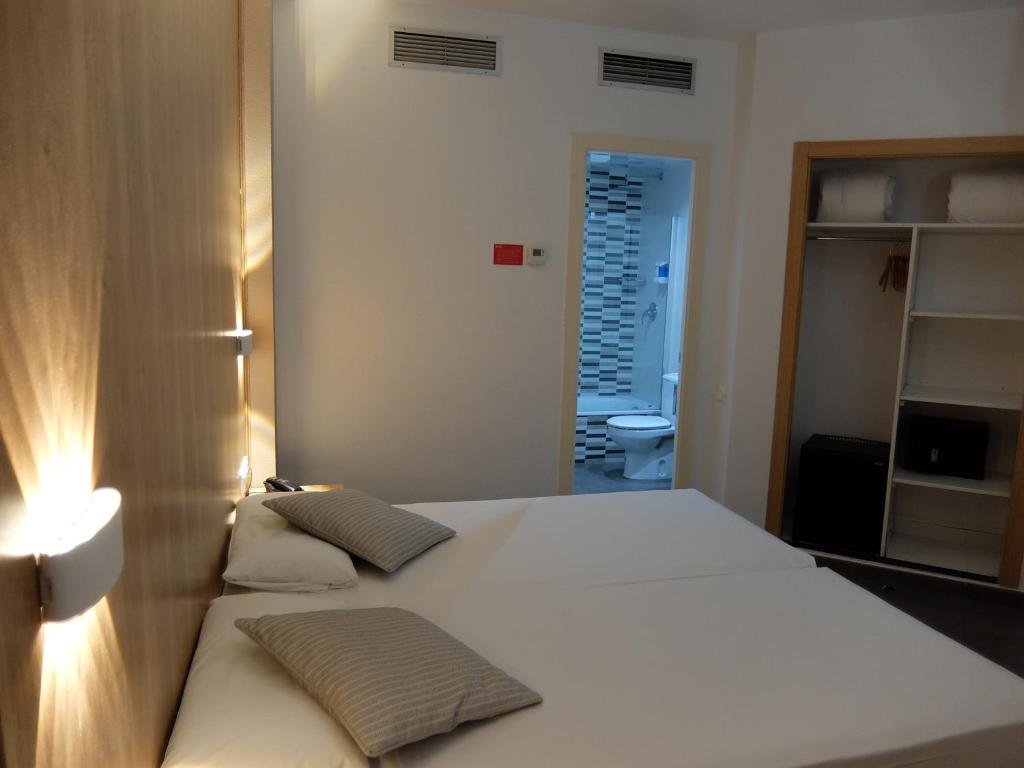 Hotel Medicis 7