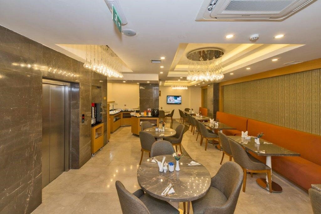 Bisetun Hotel 1