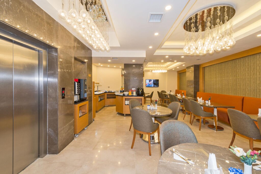 Bisetun Hotel 16