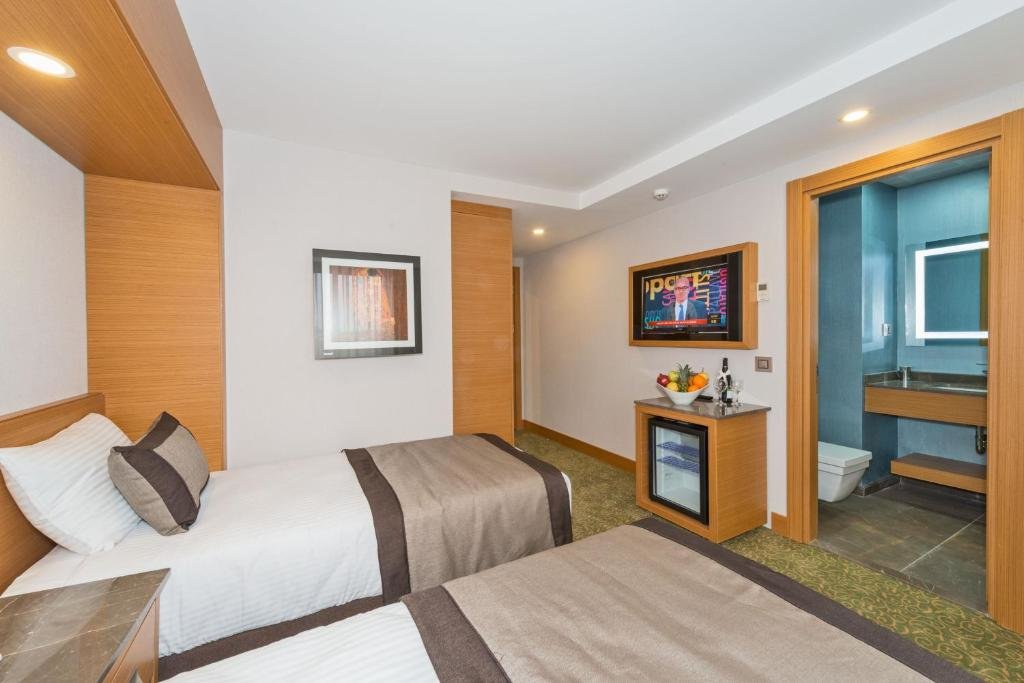 Bisetun Hotel 20