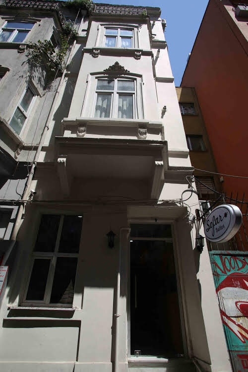 La Pazza Suites 1
