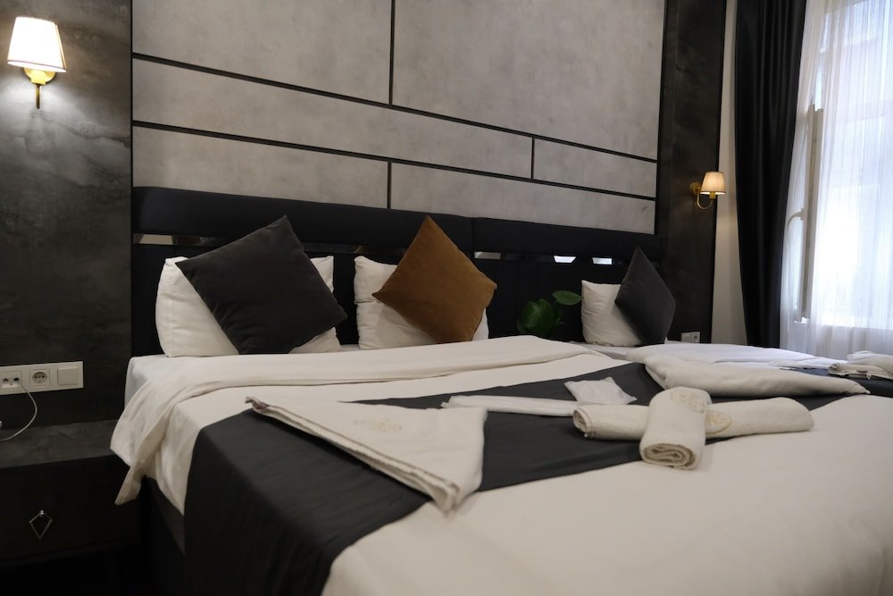 La Pazza Suites 21