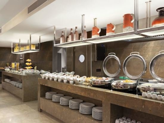 Ramada by Wyndham Istanbul Grand Bazaar 14