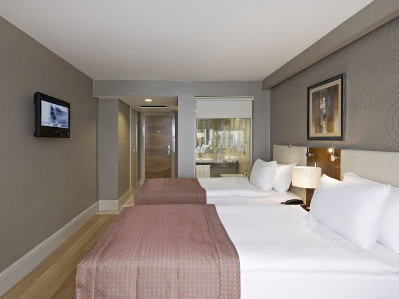 Ramada by Wyndham Istanbul Grand Bazaar 2