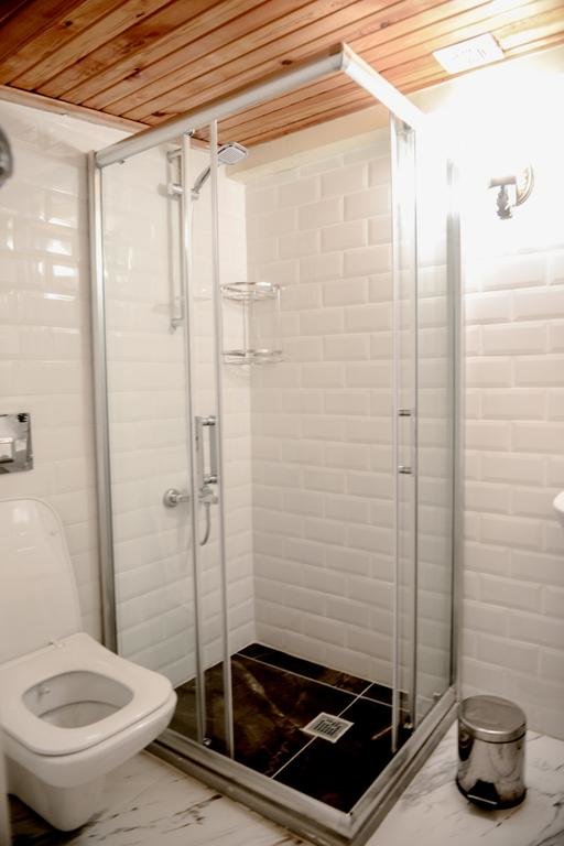 Cezayir Rooms 8