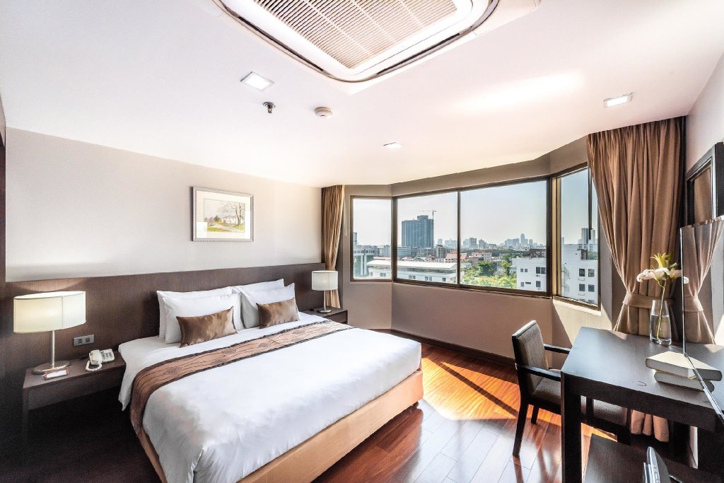 Royal Suite Hotel Bangkok 4