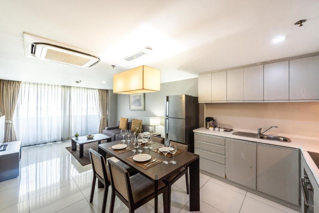 Royal Suite Hotel Bangkok 8