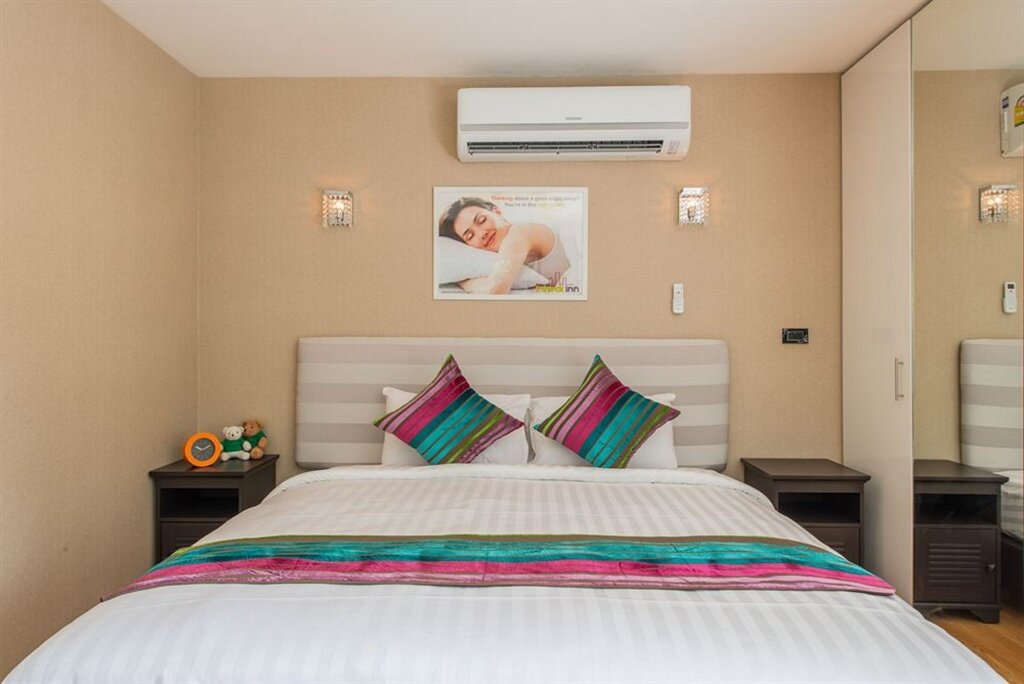 iCheck Inn Residences Sathorn 16