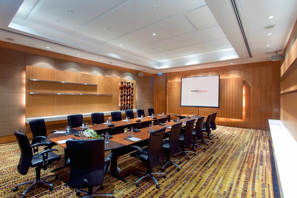 Swissotel Bangkok Ratchada 13
